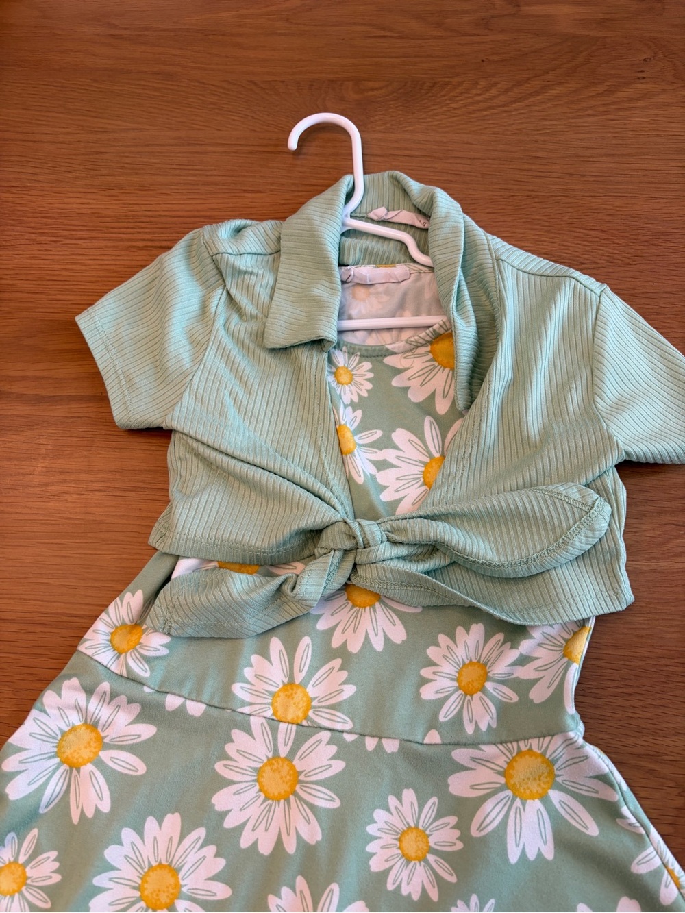 Beautees Mint Green Daisy Print Dress with Tie-Front Top - Picture 3 of 3